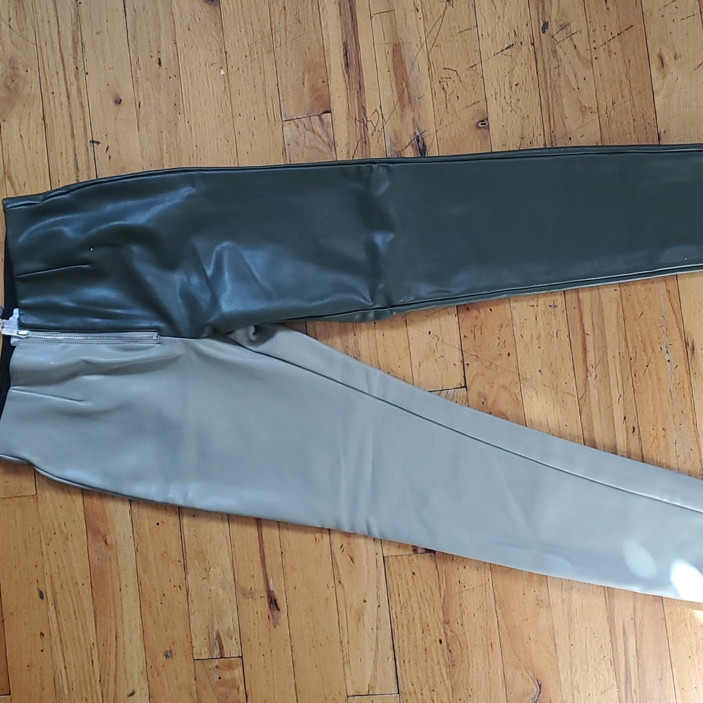TOPSHOP PANTS SMALL SIZE  color green